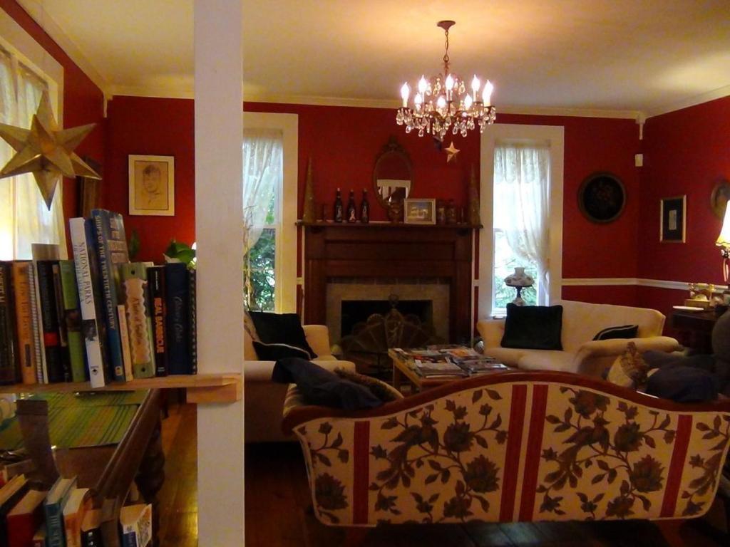 Buffalo Tavern Bed And Breakfast West Jefferson Extérieur photo