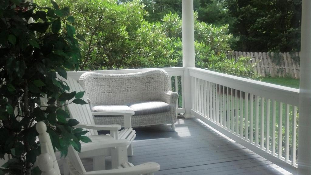 Buffalo Tavern Bed And Breakfast West Jefferson Extérieur photo